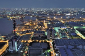 порт Осаки ночью