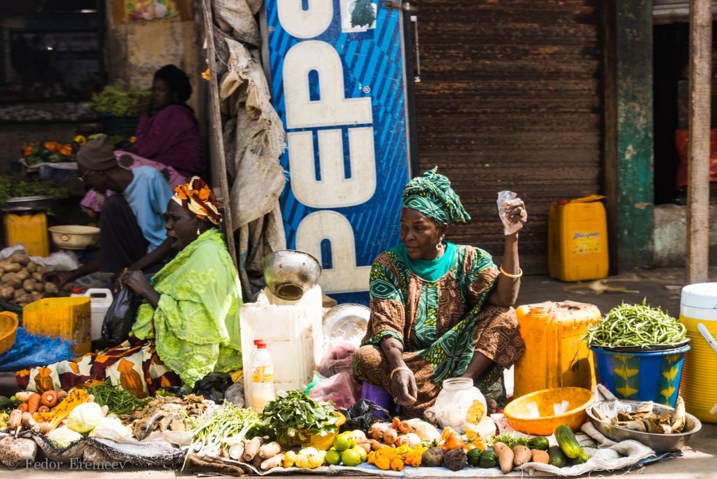 уличная торговля Дакар