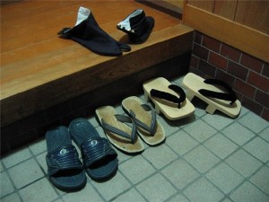 Обувь японцев